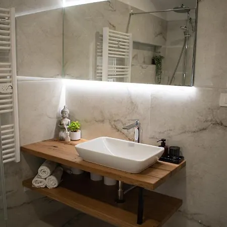 Apartmaji Na Placu Rence Exteriér fotografie