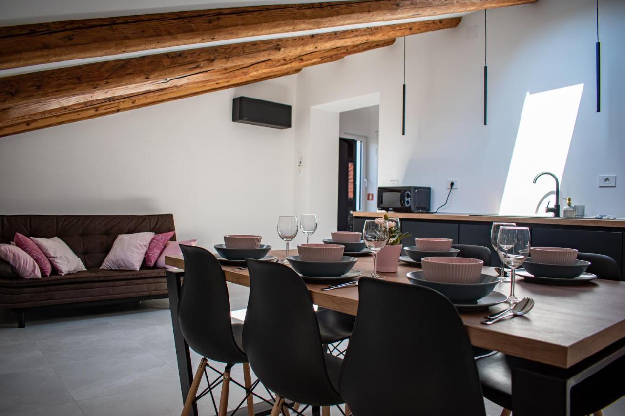 Apartment Apartmaji Na Placu Rence