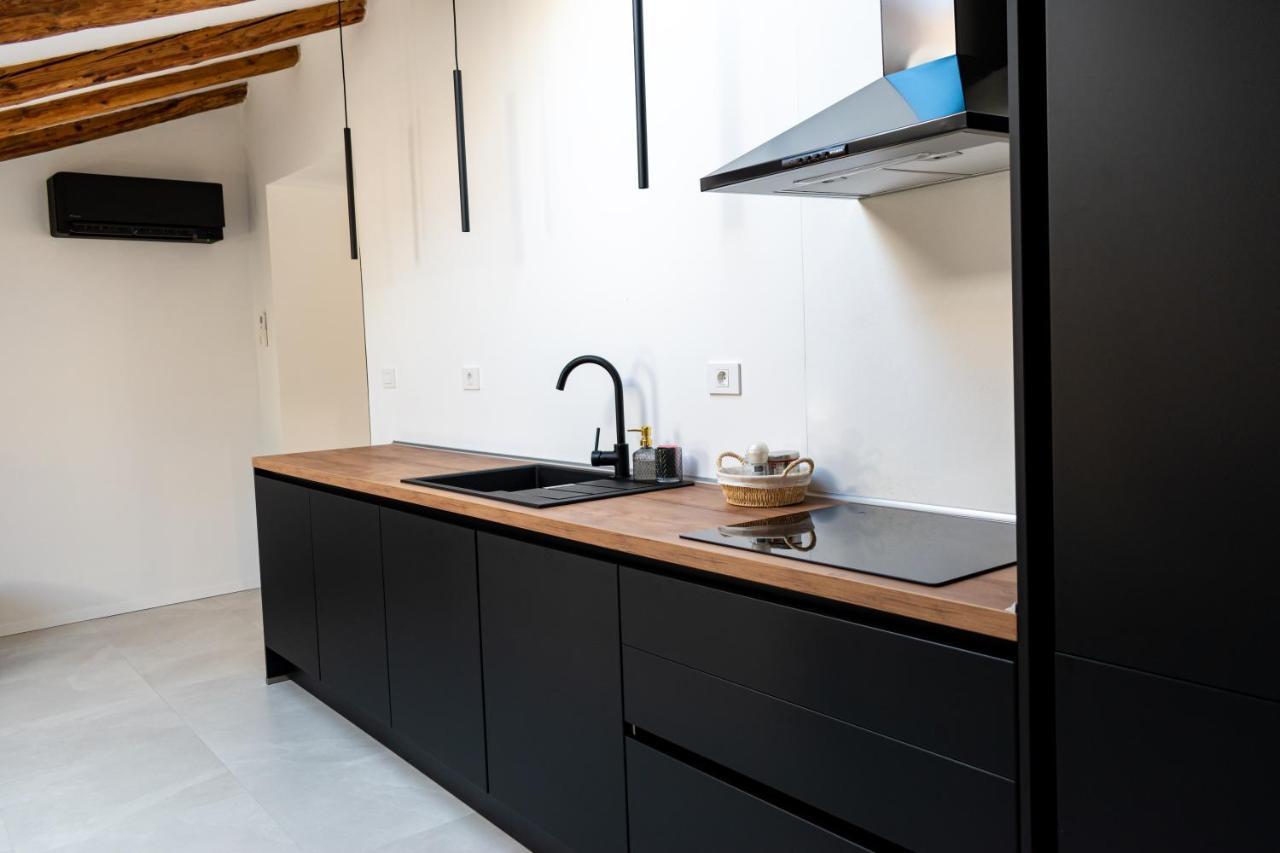Apartmaji Na Placu Apartment Rence